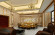 Мрамор (имитация) стеновая панель Golden Cream 282A